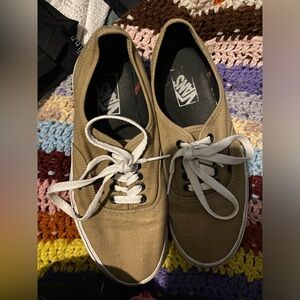 Brown vans men’s size 7 well loved.